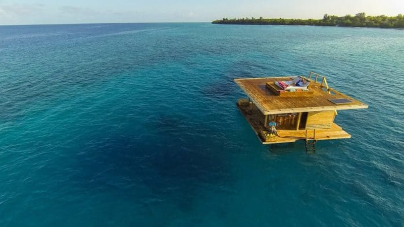 under-water-room