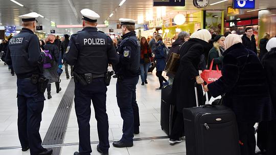 Düsseldorfer Axt-Angreifer offensichtlich verwirrter Einzeltäter