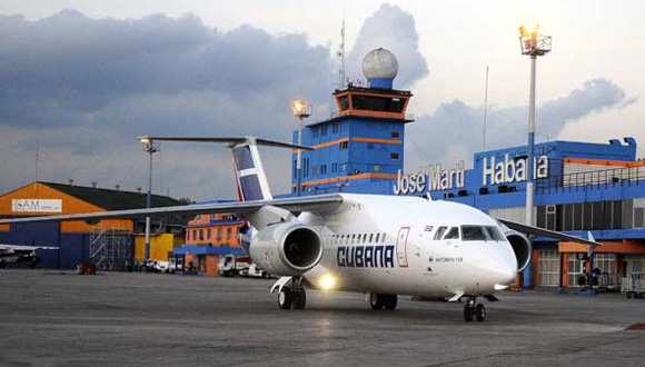 Ein Hotel nah bei dem Internationalen Flughafen José Martí wird in Havanna gebaut