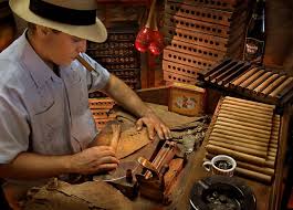 Havanna- Havannazigarren ist den 150 Jahre von dem Tabakfabrik-Vorlesen gewidmet