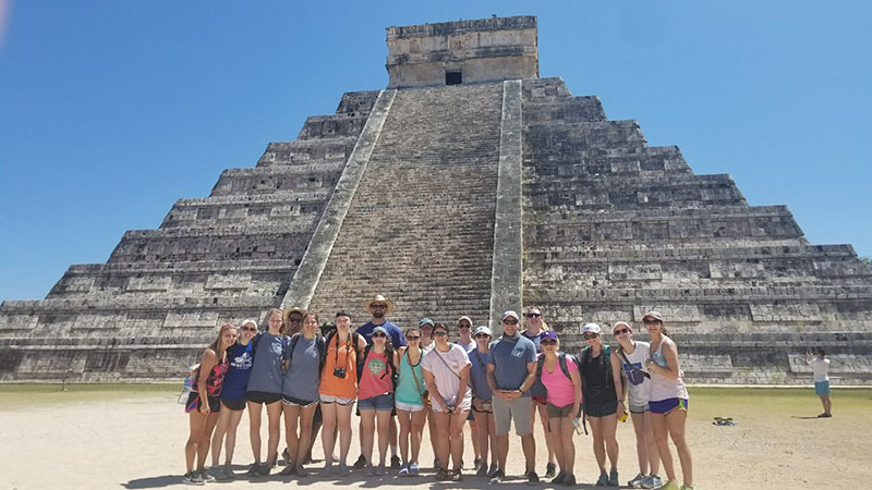 Mexiko plant Touristenzug zu bekannten Maya-Stätten
